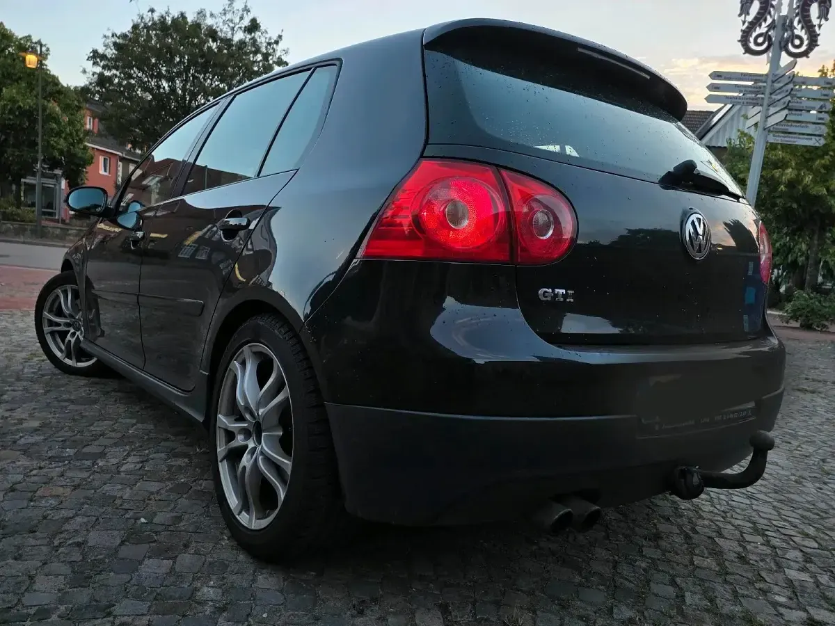 Gebraucht VW Golf V GTI 200 PS (147 kW) 2007 Schwarz Limousine