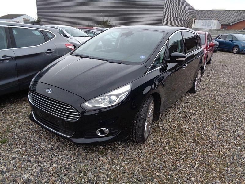 Schwarz Gebraucht 2017 Ford S-MAX Titanium Limousine | 10.900 € (Superpreis) - Bild 1/4