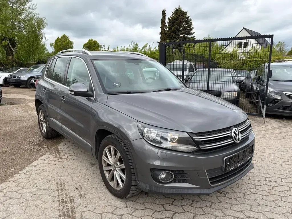 Gebraucht VW Tiguan 140 PS (102 kW) 2012 Grau SUV