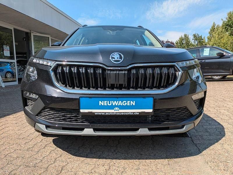 Neu Skoda Kamiq 116 PS (85 kW) 2025 Schwarz SUV