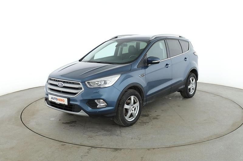 Gebraucht Ford Kuga Titanium 150 PS (110 kW) 2019 Blau SUV