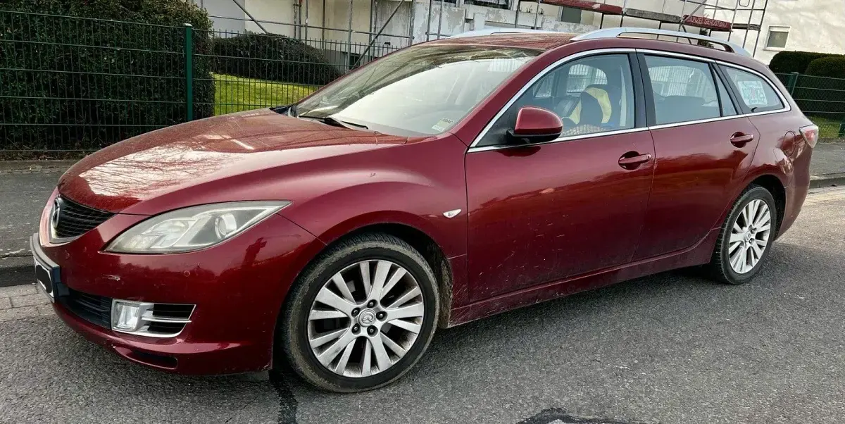 Gebraucht Mazda 6 140 PS (102 kW) 2009 Rot Kombi