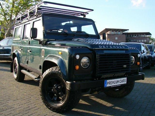 Gebraucht Land Rover Defender 122 PS (89 kW) 2014 Grün metallic Kombi
