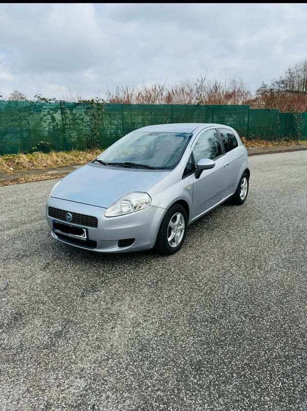 Grau Gebraucht 2008 Fiat Punto Kleinwagen | 2.500 € (Fairer Preis) - Bild 1/4