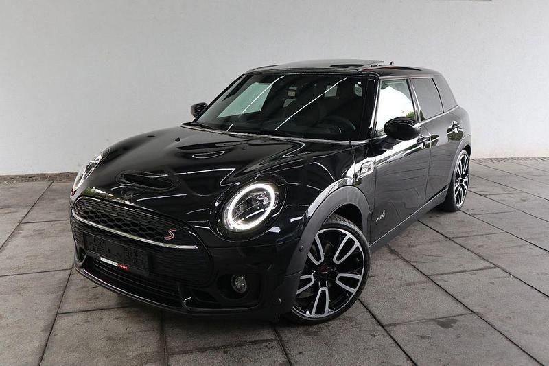 Schwarz Gebraucht 2021 Mini Cooper SD Clubman Kombi | 25.880 € (Etwas zu teuer) - Bild 1/4