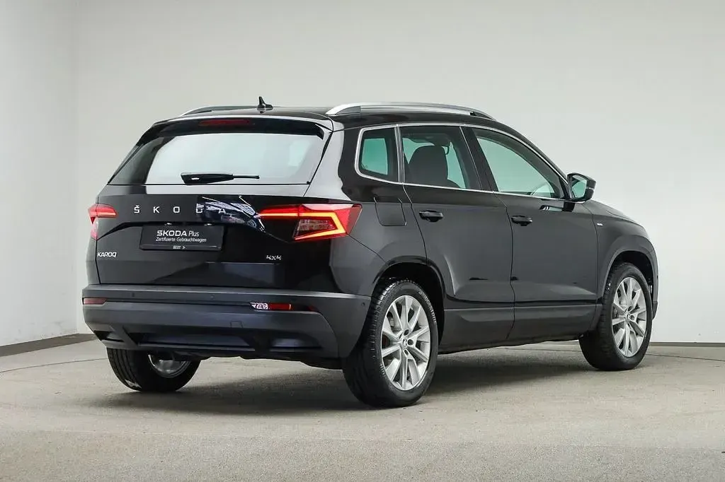 Gebraucht Skoda Karoq Ambition 150 PS (110 kW) 2022 1z schwarzmagic perleffekt (metallic) SUV