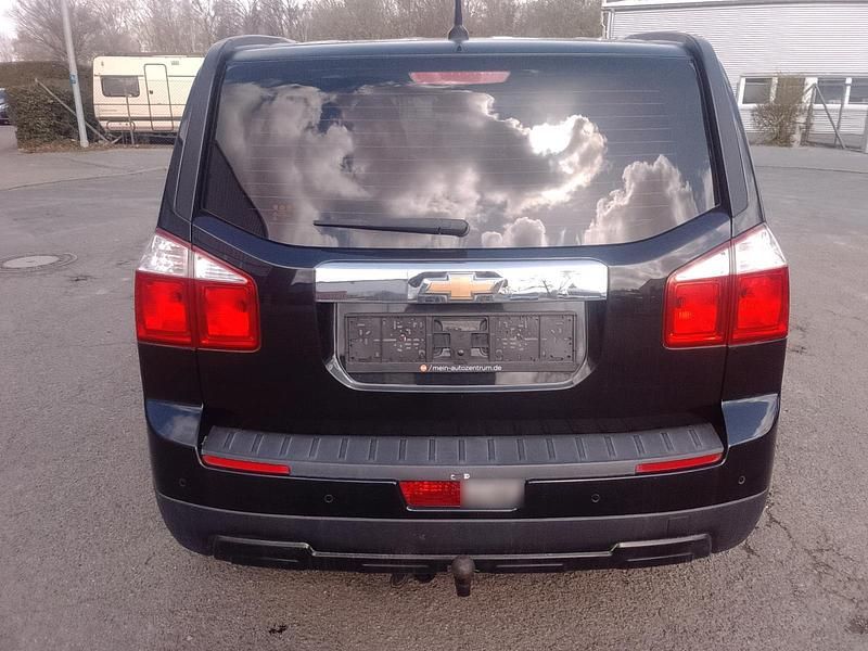 Gebraucht Chevrolet Orlando 163 PS (119 kW) 2011 Schwarz Van / Kleinbus