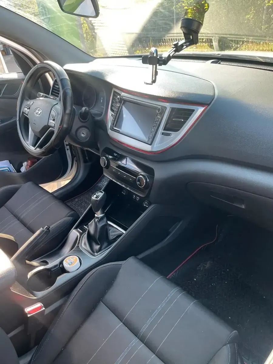 Gebraucht Hyundai Tucson 116 PS (85 kW) 2016 Weiß SUV
