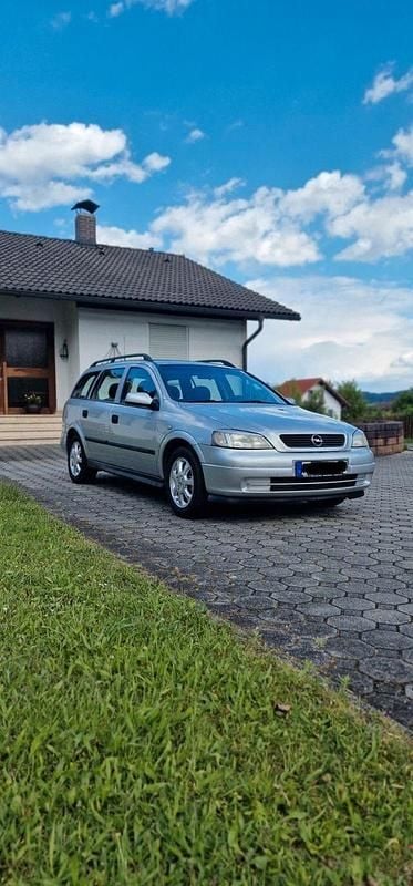 Grau Gebraucht 2001 Opel Astra Kombi | 1.500 € (Fairer Preis) - Bild 1/4