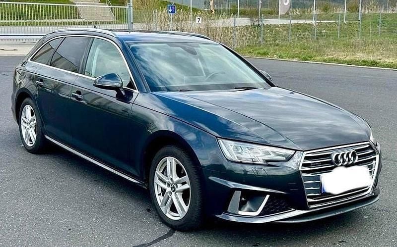 Gebraucht Audi A4 S-Line 231 PS (169 kW) 2019 Grau Kombi