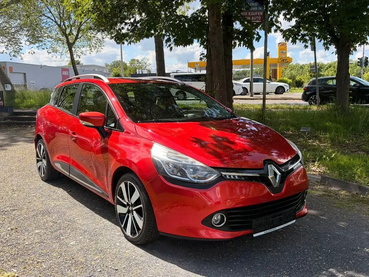 Gebraucht Renault Clio GrandTour Experience 118 PS (86 kW) 2016 Rot Kombi