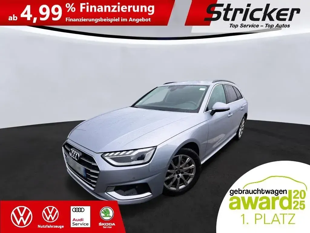 Używany Audi A4 Advanced Plus 204 KM (150 kW) 2022 Srebrny Kombi