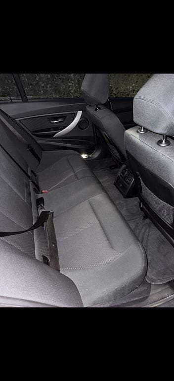 Gebraucht BMW 316 116 PS (85 kW) 2019 Grau Kombi