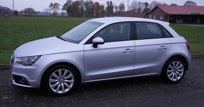 Grau Gebraucht 2012 Audi A1 Sport Kleinwagen | 3.600 € (Superpreis) - Bild 1/4