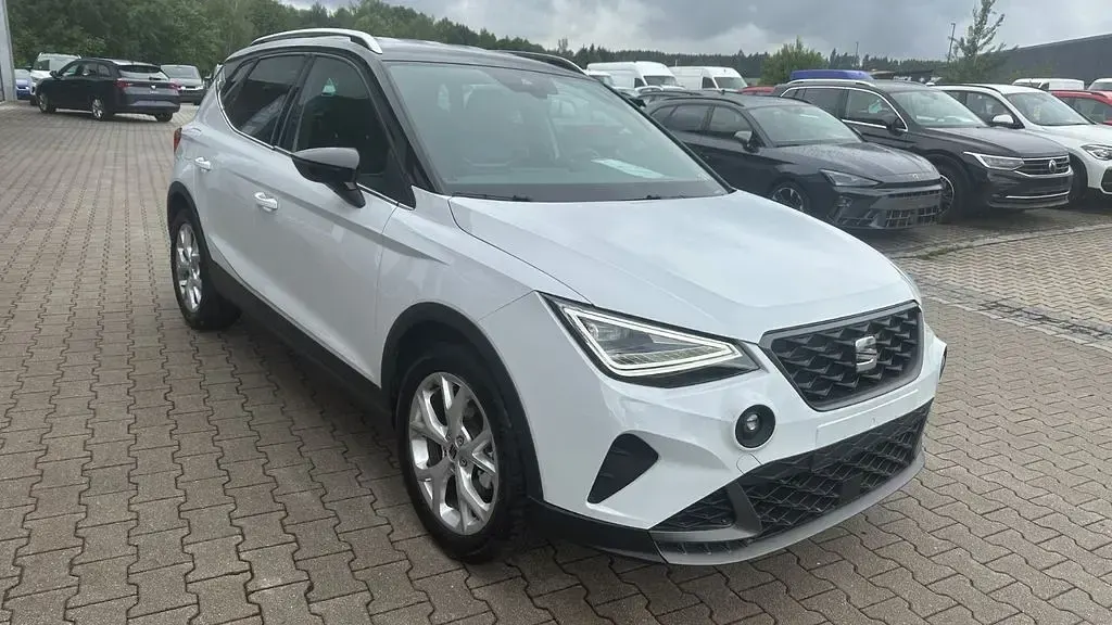 Gebraucht Seat Arona FR 95 PS (69 kW) 2025 Weiß SUV