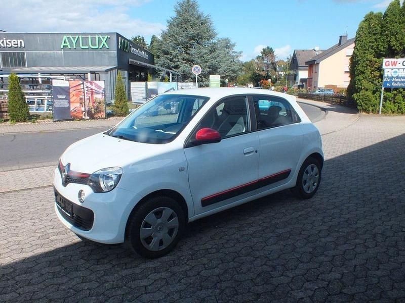 Weiß Gebraucht 2017 Renault Twingo Experience Kleinwagen | 7.650 € (Fairer Preis) - Bild 1/4
