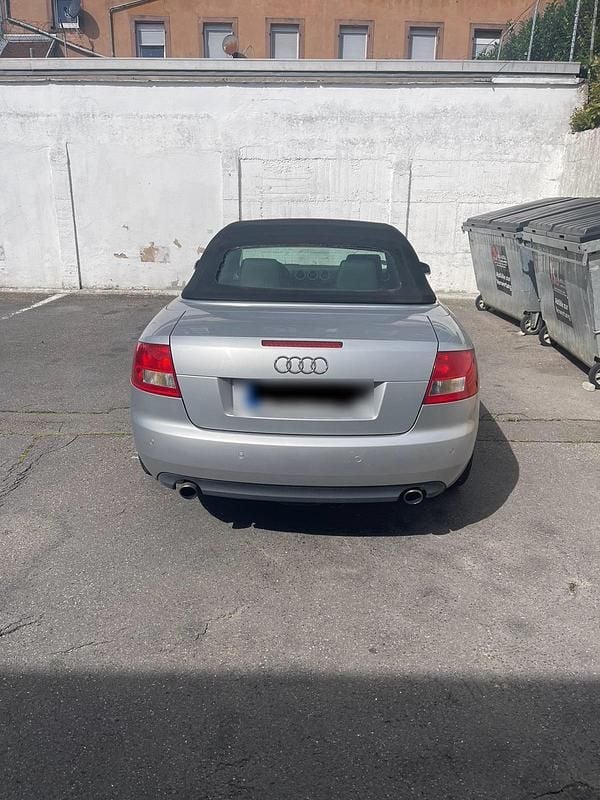 Gebraucht Audi A4 Cabriolet 163 PS (119 kW) 2003 Silber Cabrio