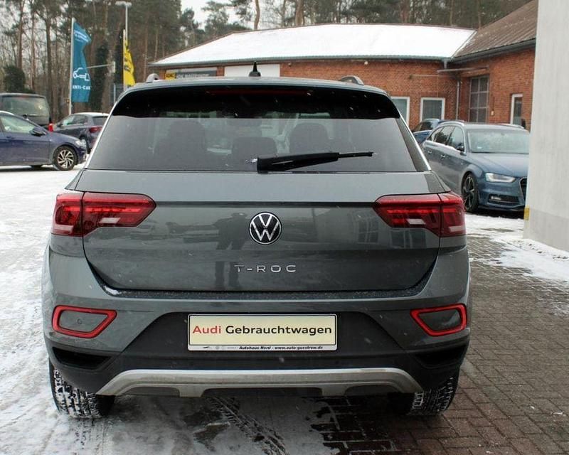 Gebraucht VW T-Roc Goal 150 PS (110 kW) 2025 Grau SUV