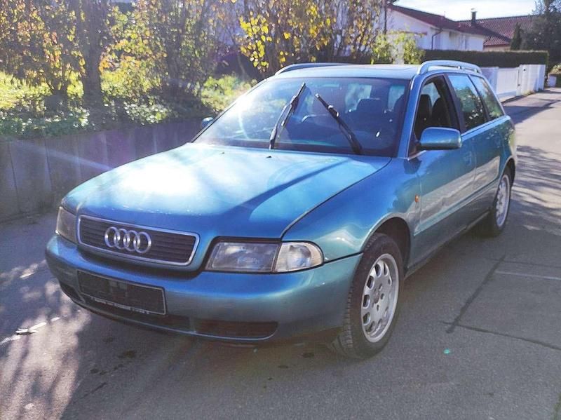 Gebraucht Audi A4 150 PS (110 kW) 1998 Grün Kombi