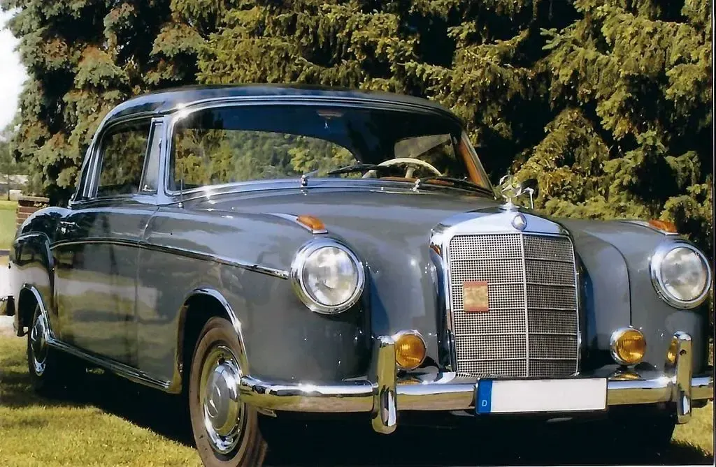 Gebraucht Mercedes 220 SE 116 PS (85 kW) 1959 Grau Coupé