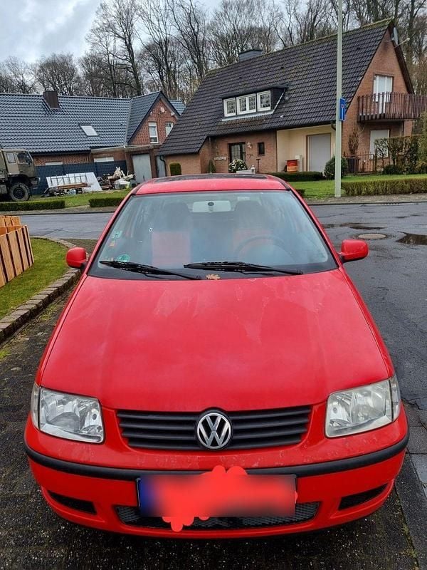 Gebraucht VW Polo Basis 60 PS (44 kW) 2000 Rot Limousine