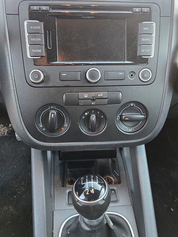 Gebraucht VW Golf VI Individual 105 PS (77 kW) 2008 Silber Kleinwagen