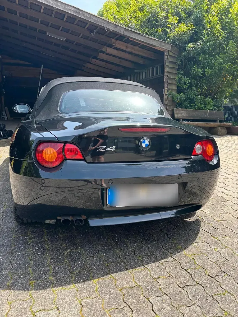 Gebraucht BMW Z4 170 PS (125 kW) 2004 Schwarz Cabrio