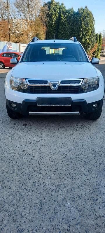 Weiß Gebraucht 2013 Dacia Duster SUV | 5.700 € (Teuer) - Bild 1/4