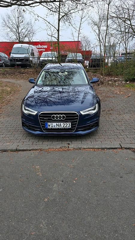 Gebraucht Audi A6 313 PS (230 kW) 2013 Blau Kombi