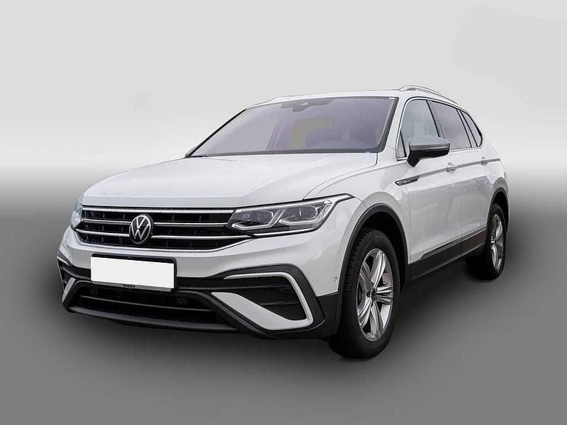 Gebraucht VW Tiguan Allspace 200 PS (147 kW) 2024 Weiß SUV