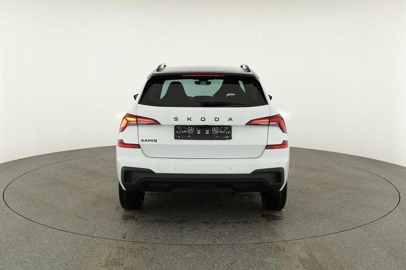 Moon white metallic / dach schwarz Neu 2026 Skoda Kamiq Monte Carlo SUV | 29.475 € (Fairer Preis) - Bild 1/4