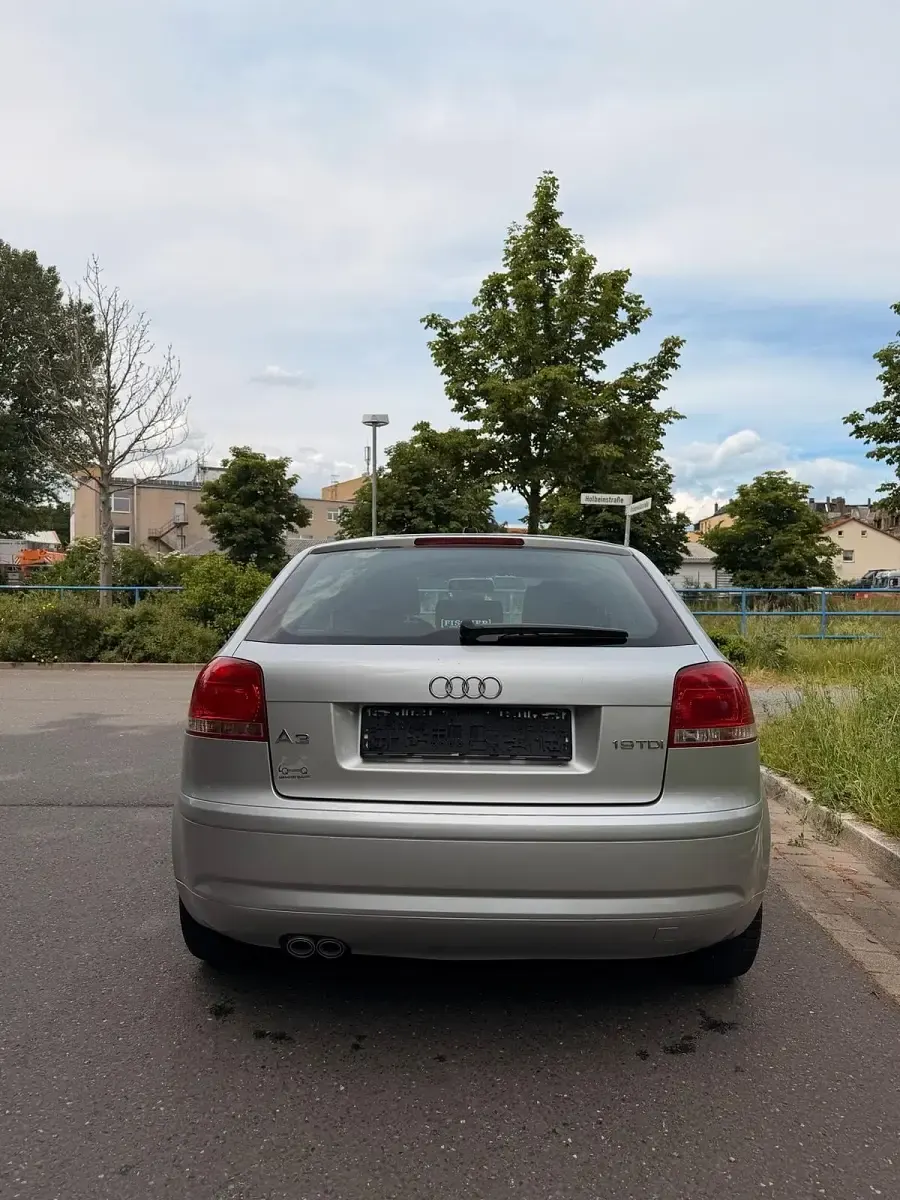 Gebraucht Audi A3 105 PS (77 kW) 2008 Silber Kleinwagen