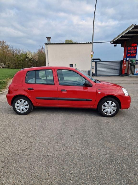 Gebraucht Renault Clio II Campus 75 PS (55 kW) 2012 Rot Limousine