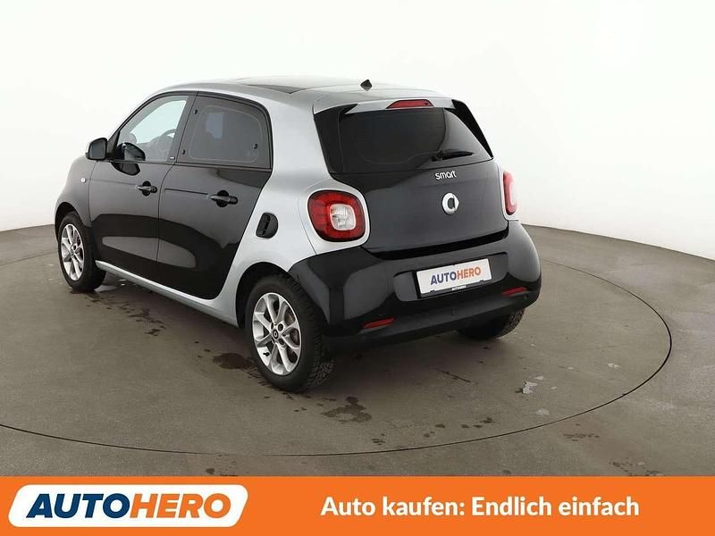 Gebraucht Smart ForFour Basis 90 PS (66 kW) 2017 Schwarz Kleinwagen