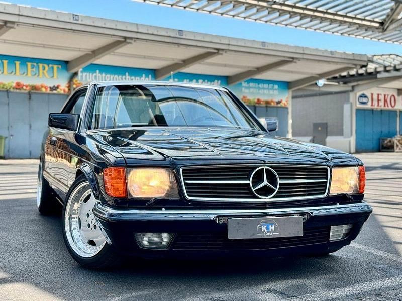 Blau Gebraucht 1987 Mercedes 560 | 39.900 € - Bild 1/4