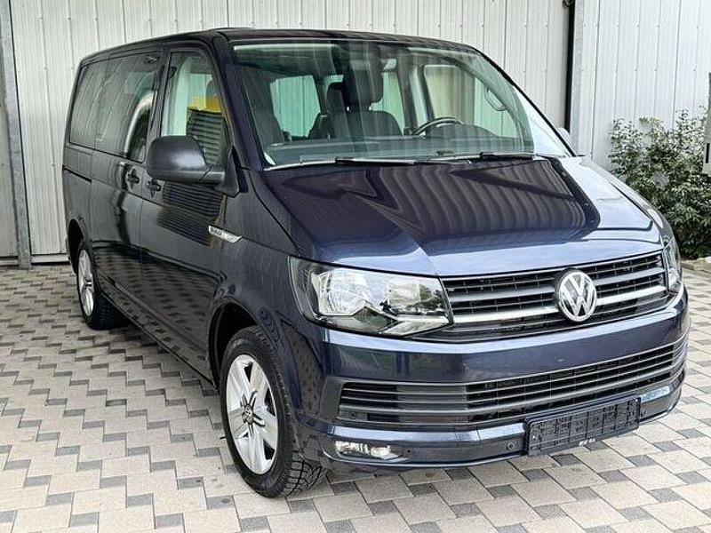 Usata VW Multivan 150 CV (110 kW) 2017 Blu Monovolume