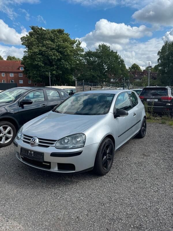 Silber Gebraucht 2007 VW Golf V Limousine | 600 € (Superpreis) - Bild 1/4