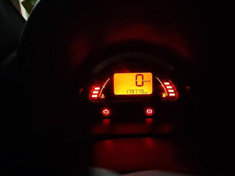 Gebraucht Citroën C2 Comfort 60 PS (44 kW) 2005 Blau Kleinwagen