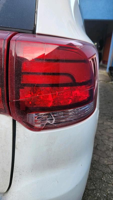 Gebraucht Mitsubishi Outlander P-HEV 120 PS (88 kW) 2017 Weiß SUV