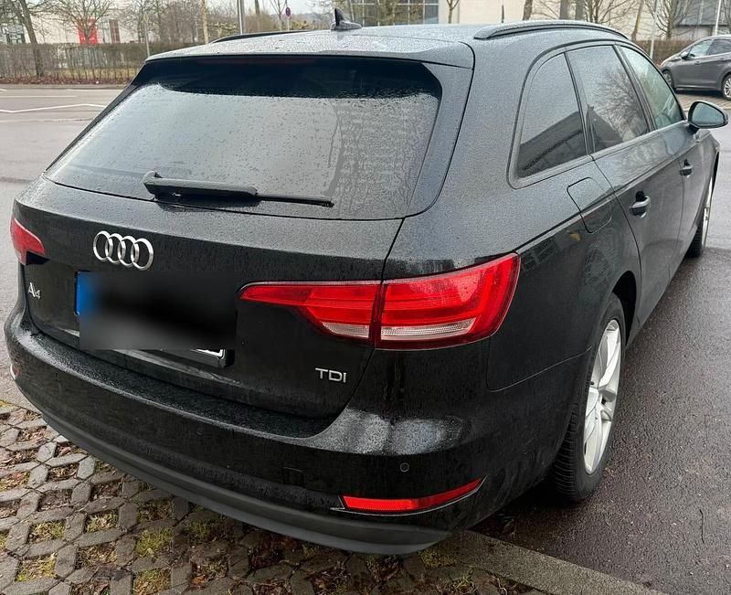 Gebraucht Audi A4 150 PS (110 kW) 2017 Schwarz Kombi