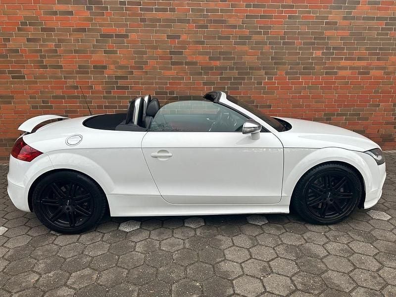 Gebraucht Audi TT Roadster Exclusive 272 PS (200 kW) 2011 Weiß Cabrio