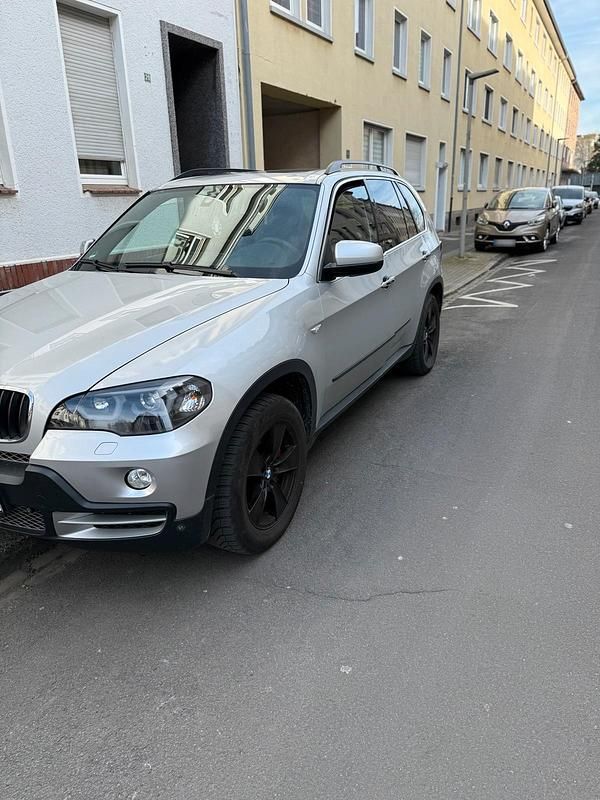 Second-hand BMW X5 231 CP (169 kW) 2009 Argintiu SUV
