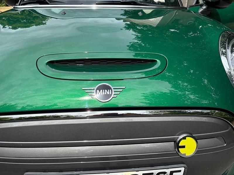 Gebraucht Mini Cooper SE 135 kW (184 PS) 2021 Grün Kleinwagen