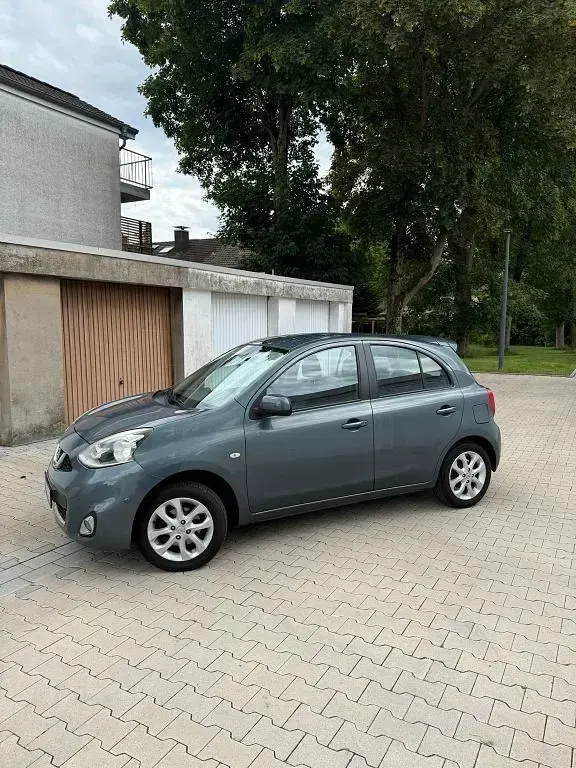 Gebraucht Nissan Micra Acenta 80 PS (58 kW) 2014 Grau Kleinwagen