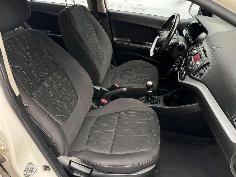 Gebraucht Kia Picanto 65 PS (47 kW) 2014 Weiß Kleinwagen