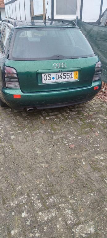 Gebraucht Audi A4 Performance 125 PS (91 kW) 1996 Grün Kombi