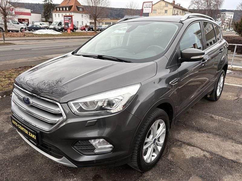 Magnetic Gebraucht 2018 Ford Kuga Titanium SUV | 10.950 € (Guter Preis) - Bild 1/4