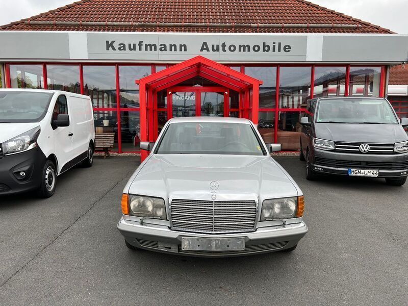 Gebraucht Mercedes 280 SE 185 PS (136 kW) 1982 Silber Limousine