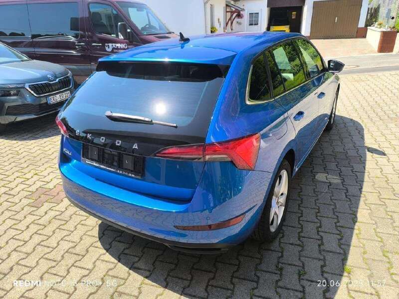 Raceblau metallic Gebraucht 2019 Skoda Scala Style Kleinwagen | 16.990 € (Guter Preis) - Bild 1/4