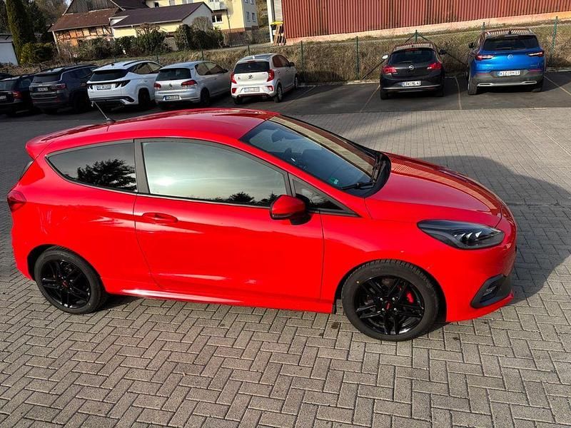 Gebraucht Ford Fiesta ST 200 PS (147 kW) 2018 Rot Kleinwagen